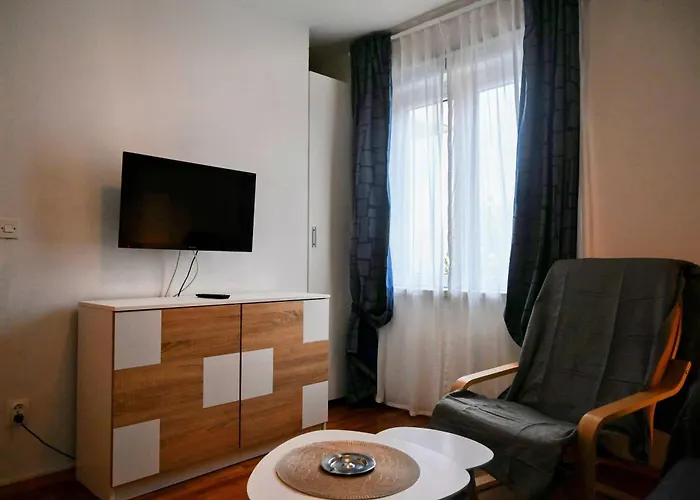 Tea Pag Апартаменты *