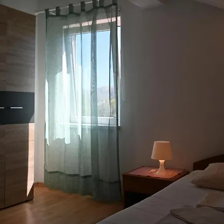 Tea Pag Apartmán Pag Town